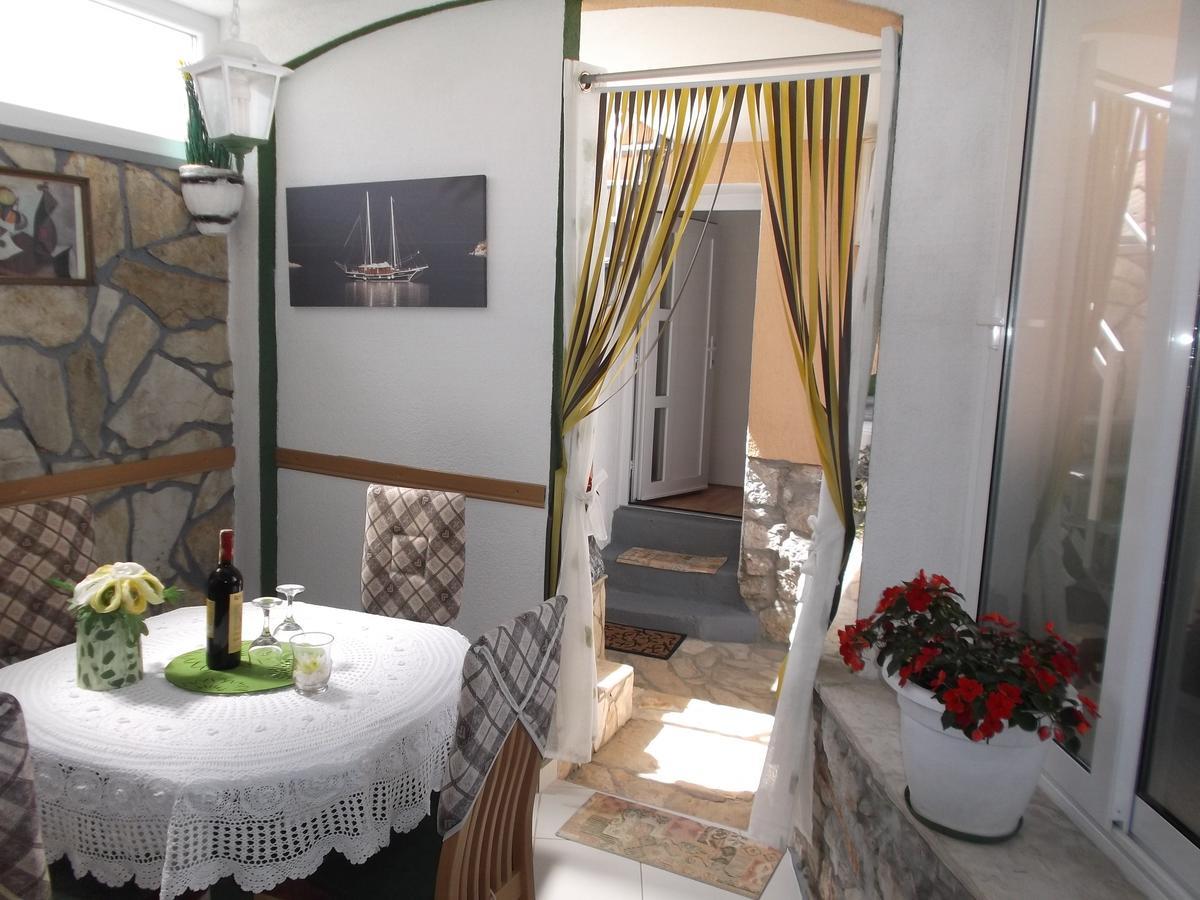 Neda Apartment مورتير المظهر الخارجي الصورة